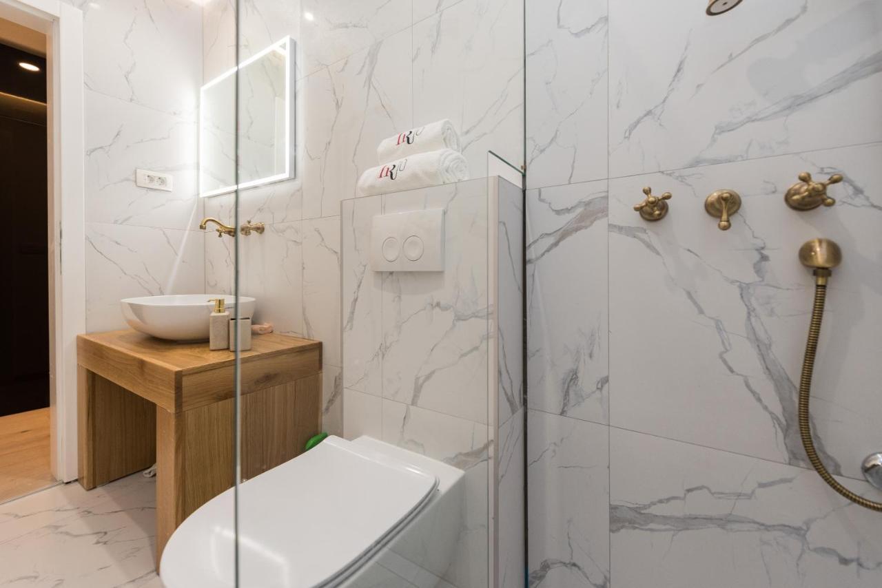 10 Heritage Rooms Ζαντάρ Εξωτερικό φωτογραφία